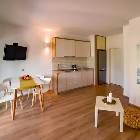 Aparthotel Oaza *
