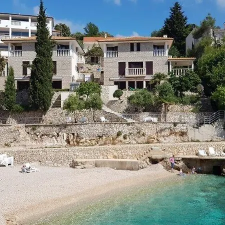 Aparthotel Oaza Primosten
