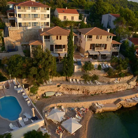 Oaza Aparthotel *